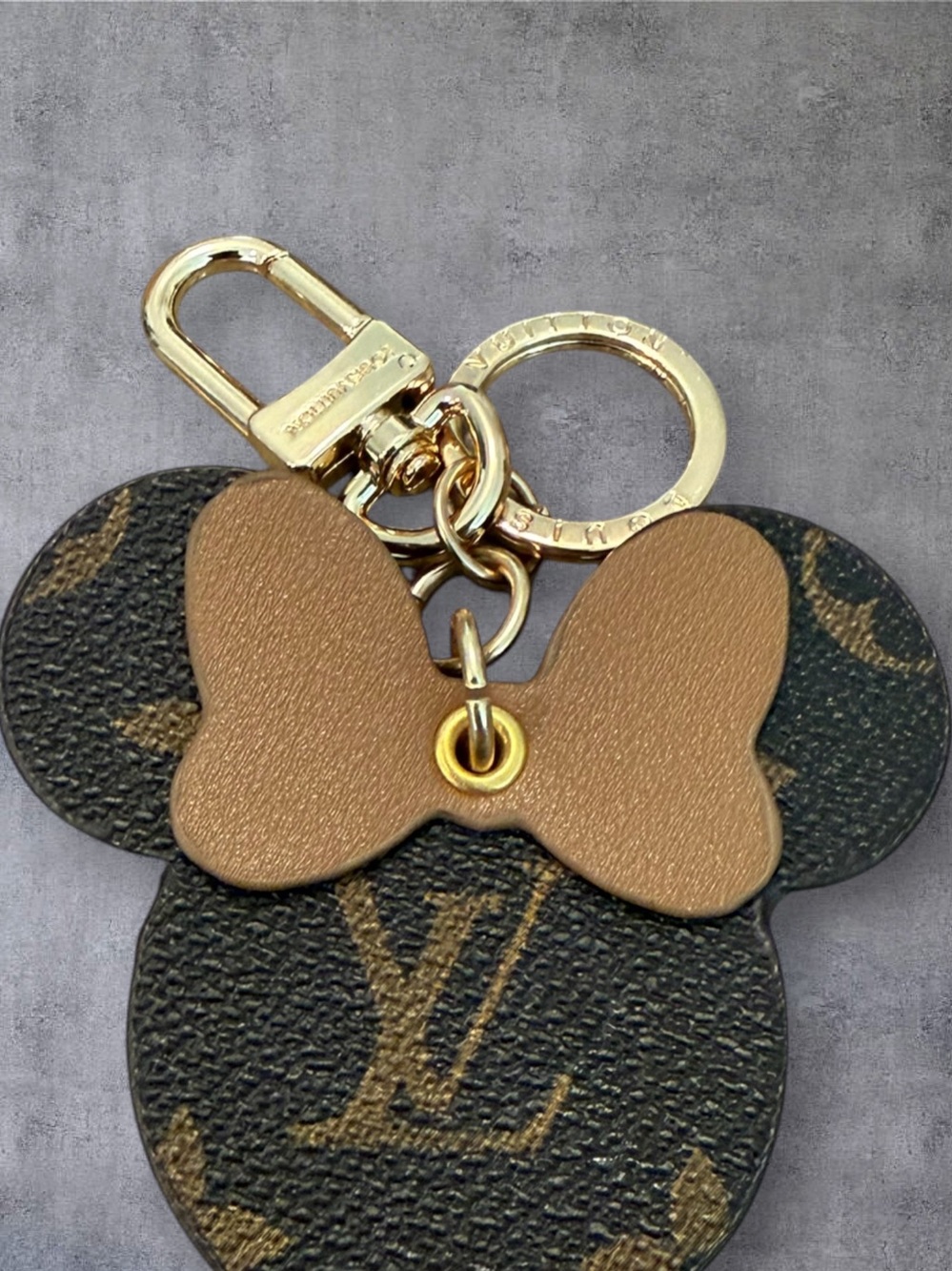 NWOSource Unknown Brown Monogram Minnie Bow Keychain with Gold Hardware